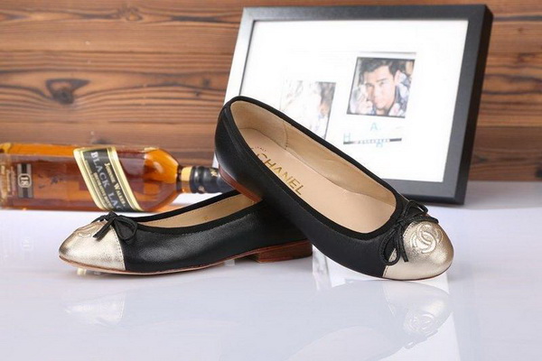 CHANEL Shallow mouth flat shoes Women--110